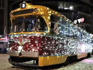 Работа общественного транспорта будет продлена в новогоднюю ночь