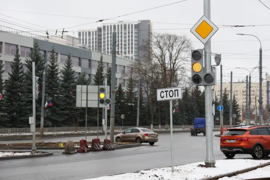 Схема дорожного движения будет изменена на перекрестке проспектов Ленина и Кирова