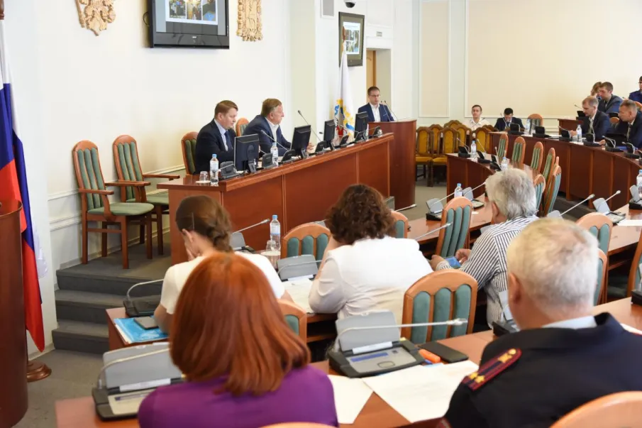 Заключены контракты на поставку в Нижний Новгород электробусов и зарядных станций к ним